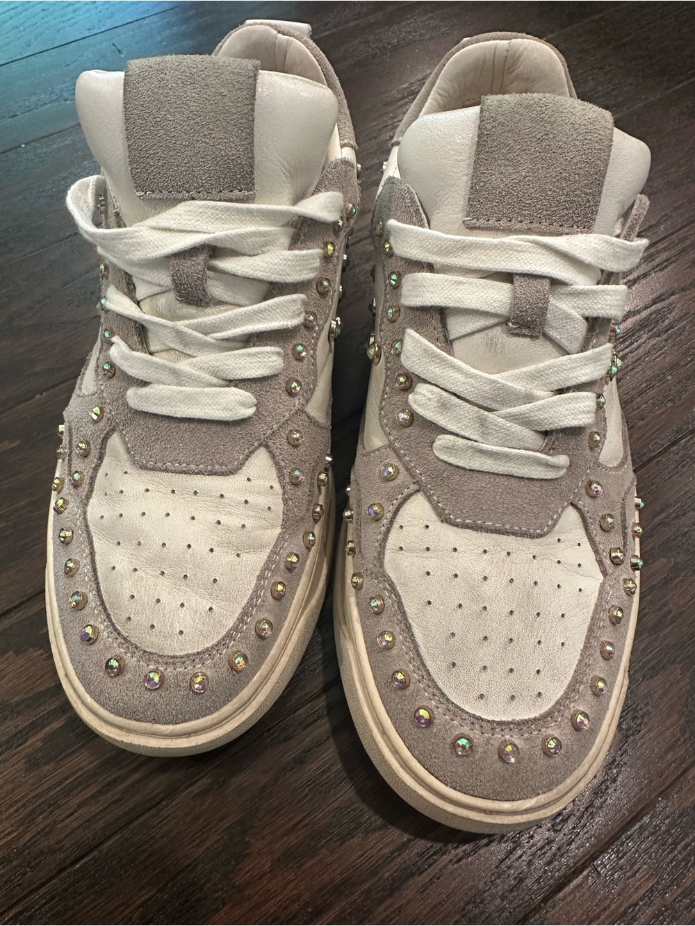 Steve Madden Beige and Taupe Studded Women's Sneakers size 8